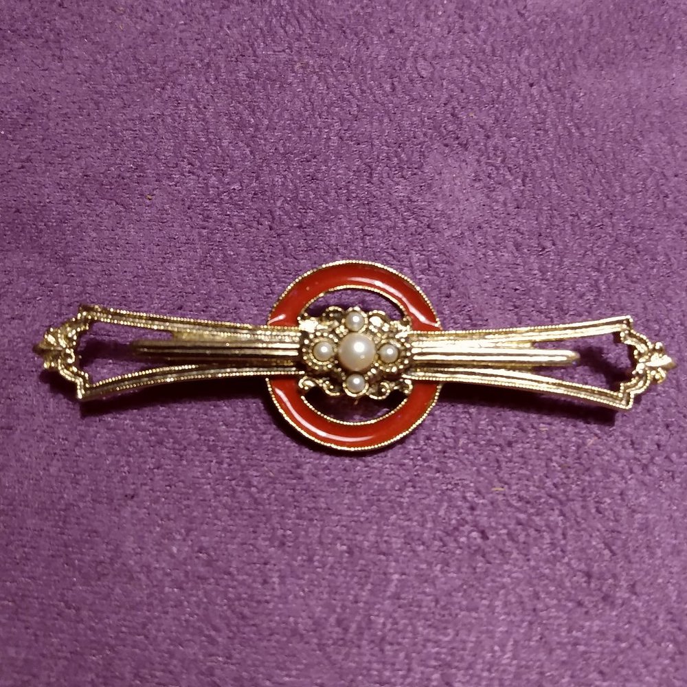 Gold Tone Bar Pin
